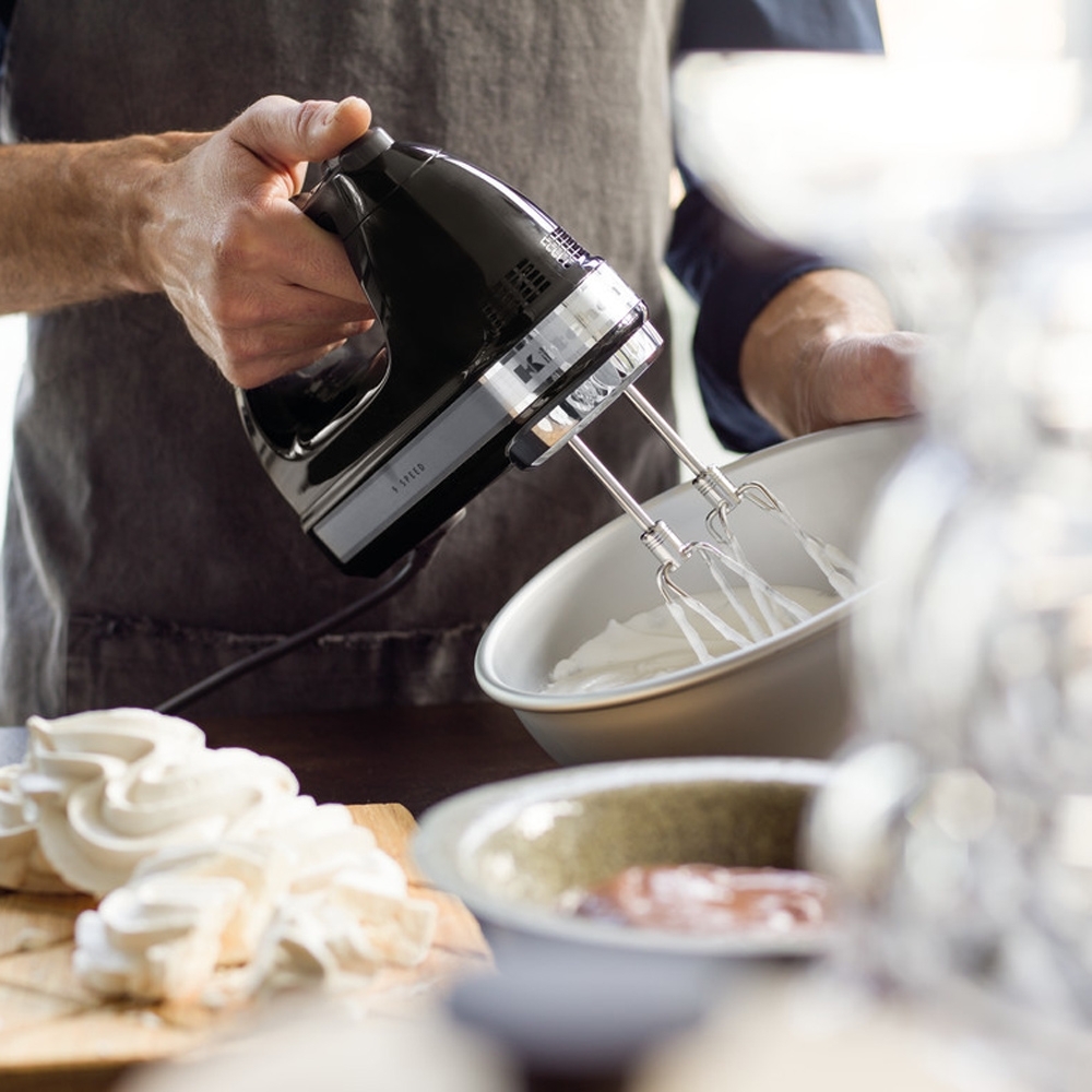 KitchenAid -  9-Speed Hand Mixer - Onyx Black