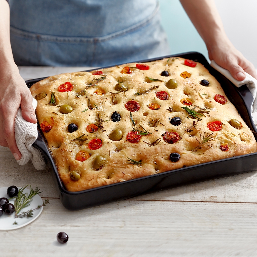 Emile Henry - Focaccia Brotbackform  I Fusain